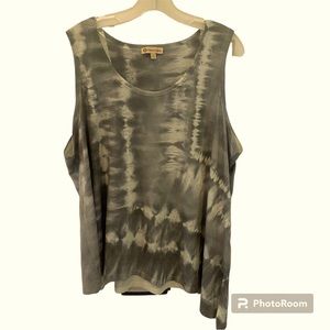 Democracy tie dye green/white tank top, Size 2X.  Boho, sporty, ties on side.